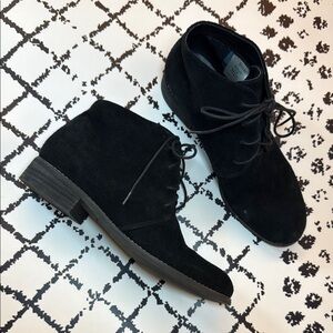 Blondo Black Lace-up Ankle Booties, Suede, Waterproof, Women’s Shoes Size 8.5 M